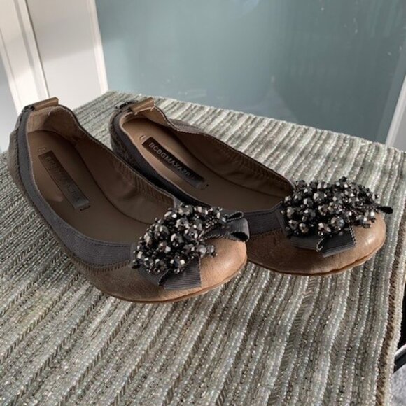 BCBGMaxAzria Ballet Flats, Size 7, Color: Taupe/Beige - Picture 2 of 4